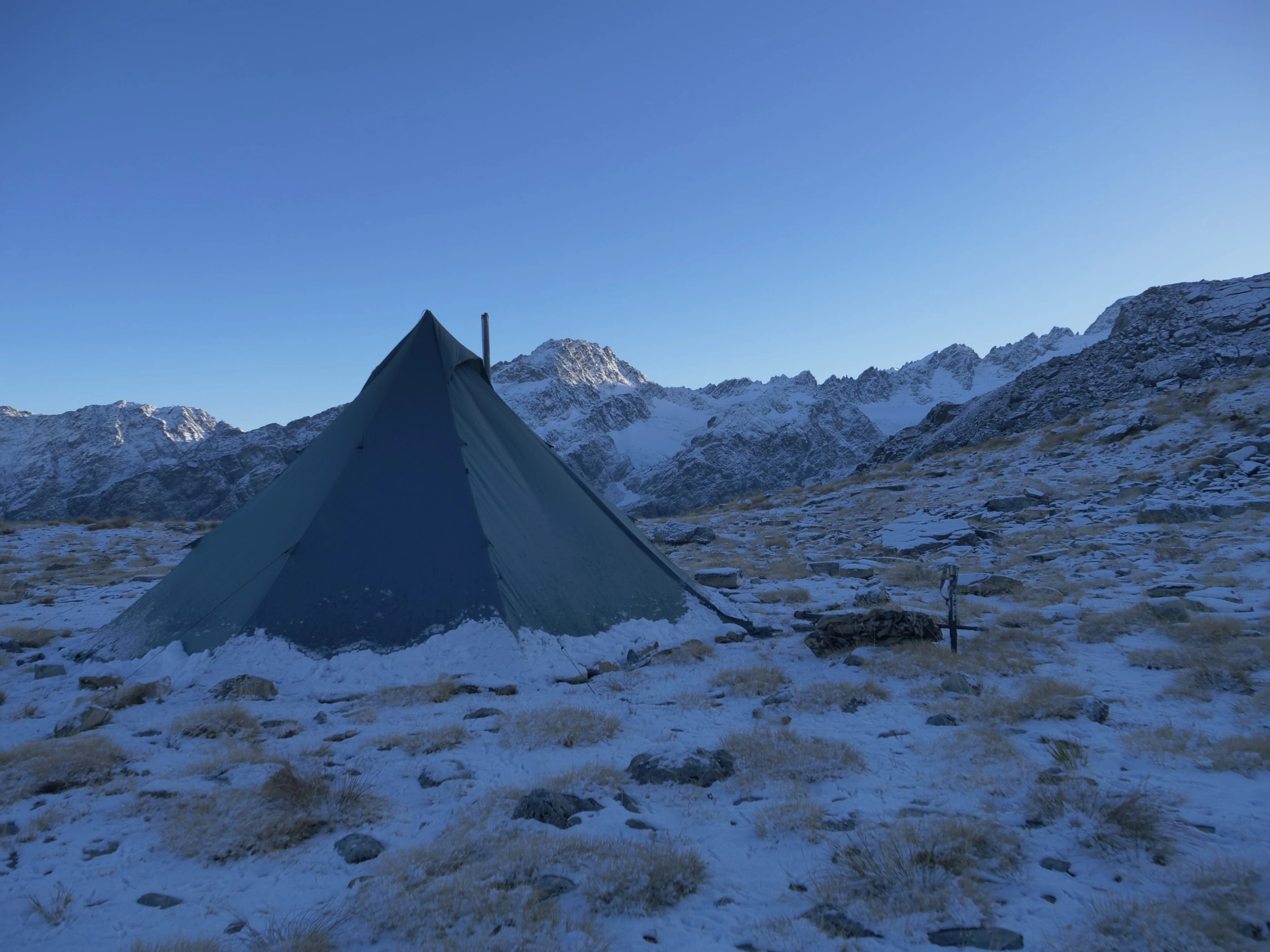 Points South 6 Person Tipi - Image 5